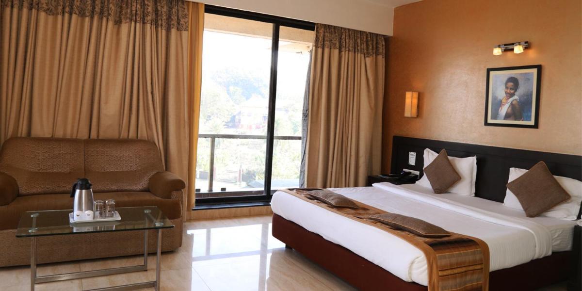 Hotel Princess Park Daman Exterior photo